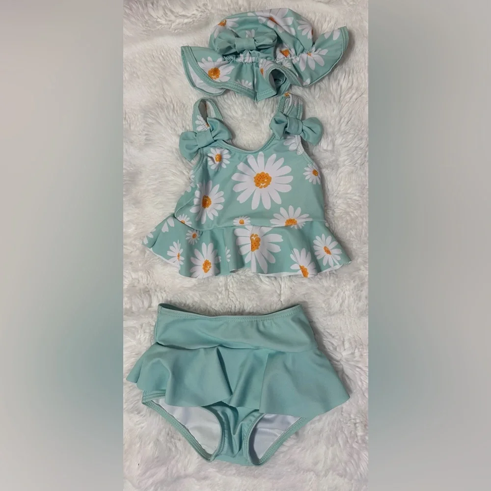 Baby Girl 3-Piece Daisy Swimsuit Set with Hat | Size 6–12 Months 🌼